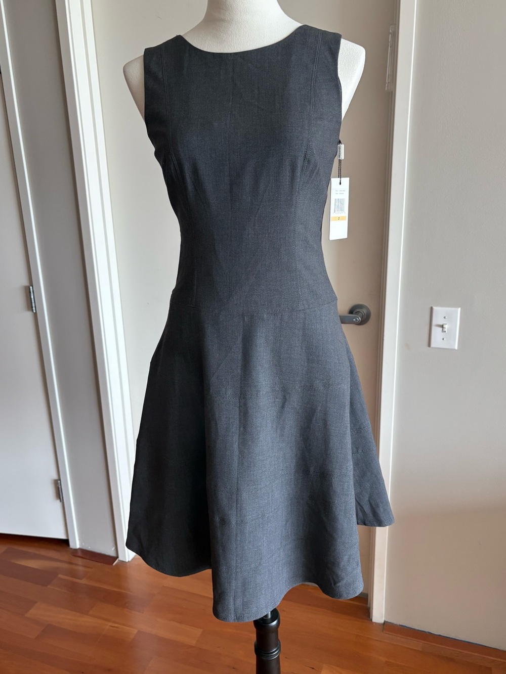 Calvin Klein Charcoal Gray Fit & Flare Sleeveless Dress Knee Length NWT Size 2